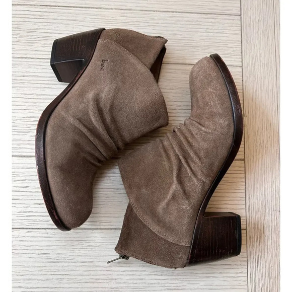 BOC brown suede heeled ankle boots.Women's sz8.5. Rear‎ zipper.2 3/4"block heel. - Picture 4 of 9